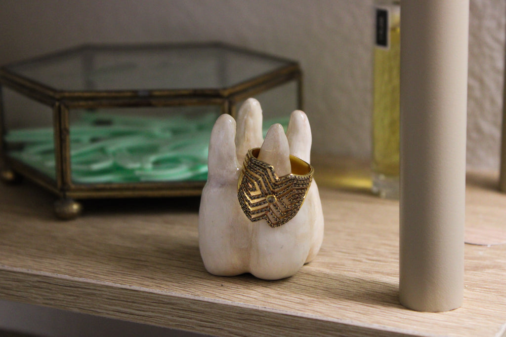 Ring Holder Tooth